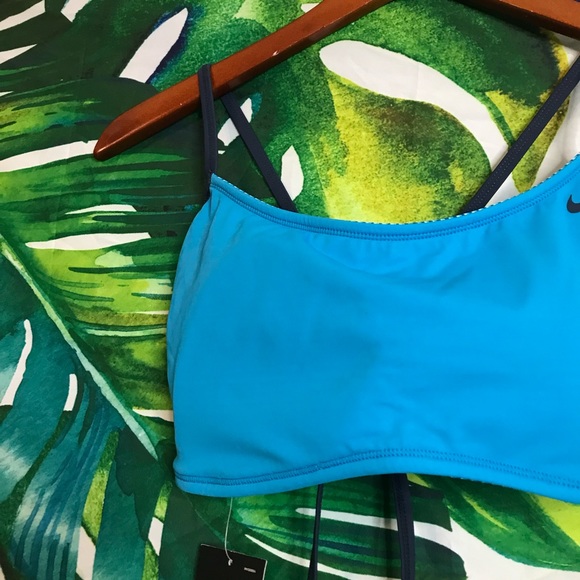 2/$40 $50 Nike Women’s Blue Reversible Blue Swim Top - Picture 8 of 13